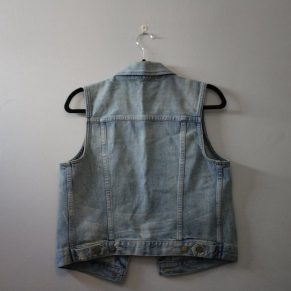 Light Wash Madewell Denim Vest - Picture 3 of 3